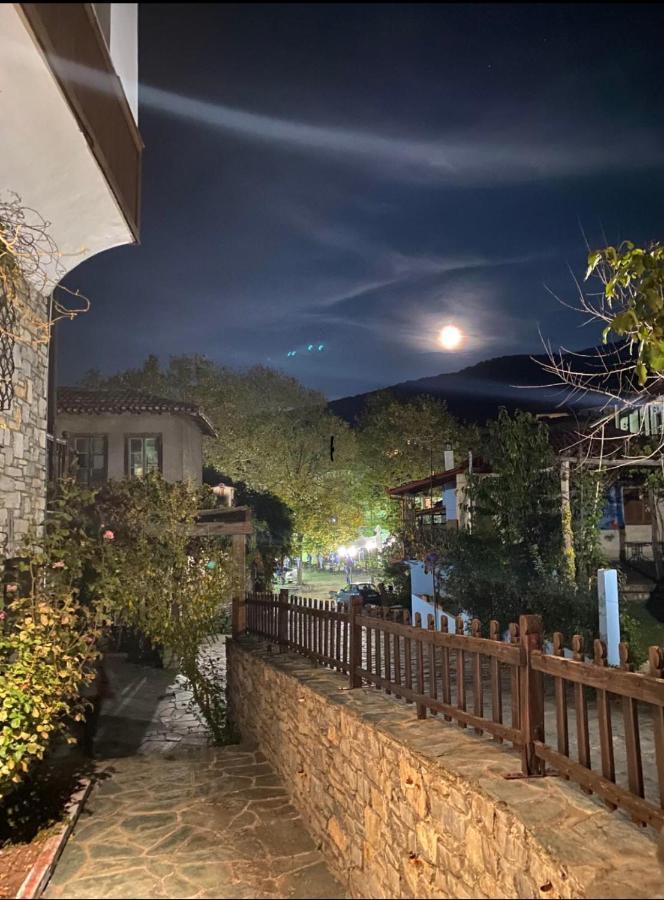9Mouses Chasiotis Guest House Ampelakia Exterior foto